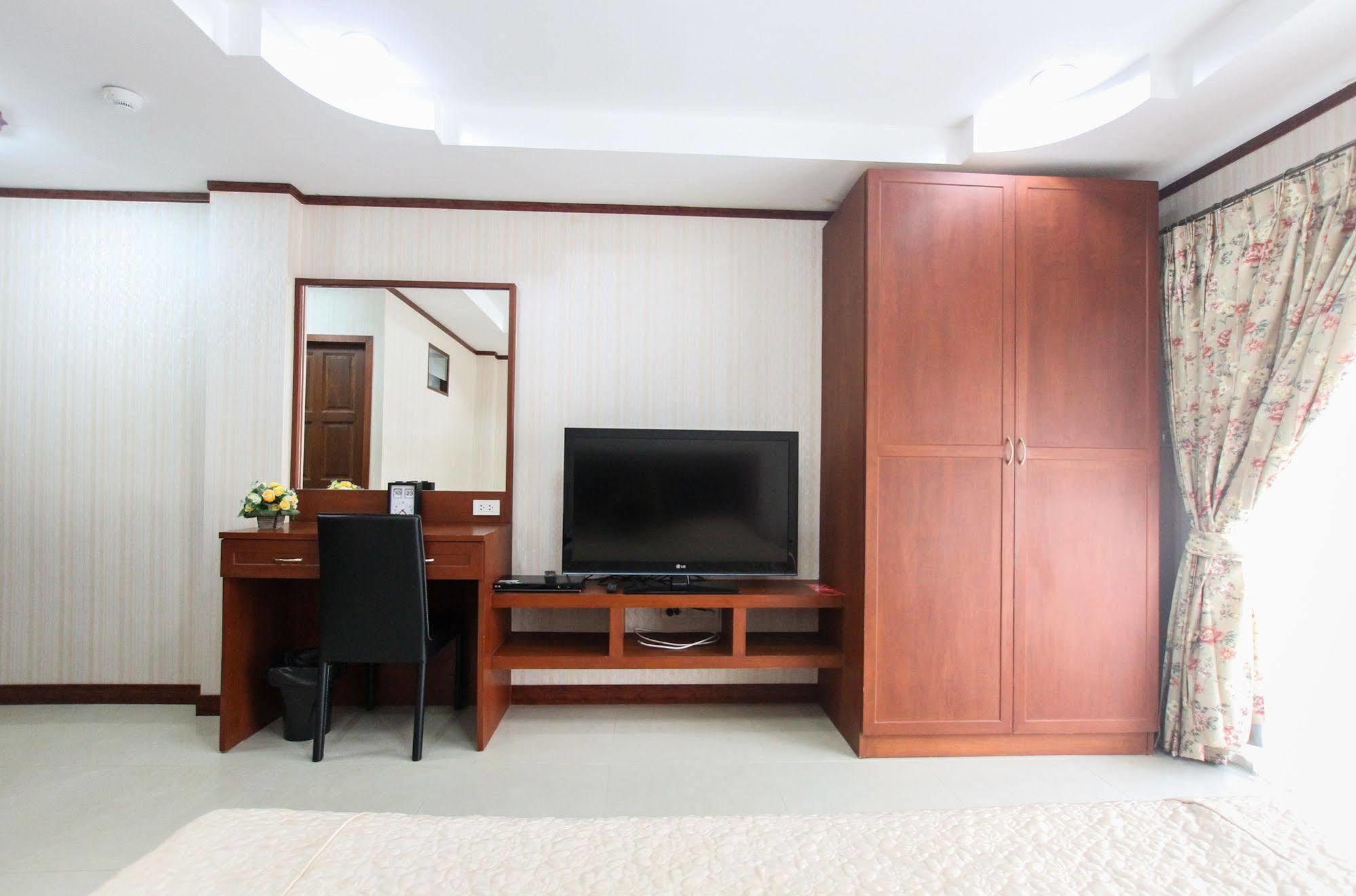 Hotel Brave Lion Jomtien Beach Zewnętrze zdjęcie